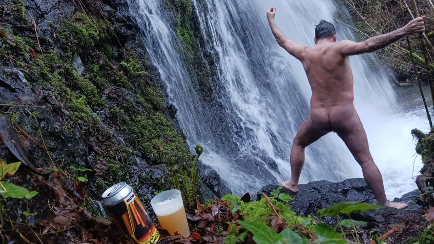 In the waterfall... beer & nudist time by nudebodytime