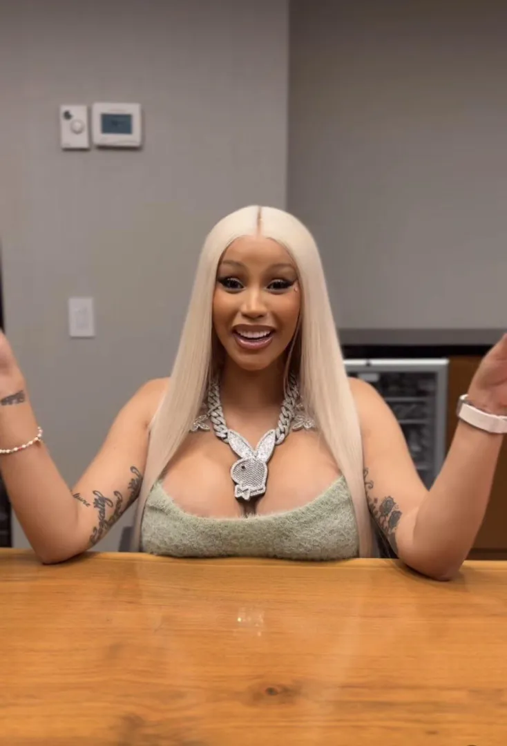 Incredibly busty posted by Annual_Wrangler_5003