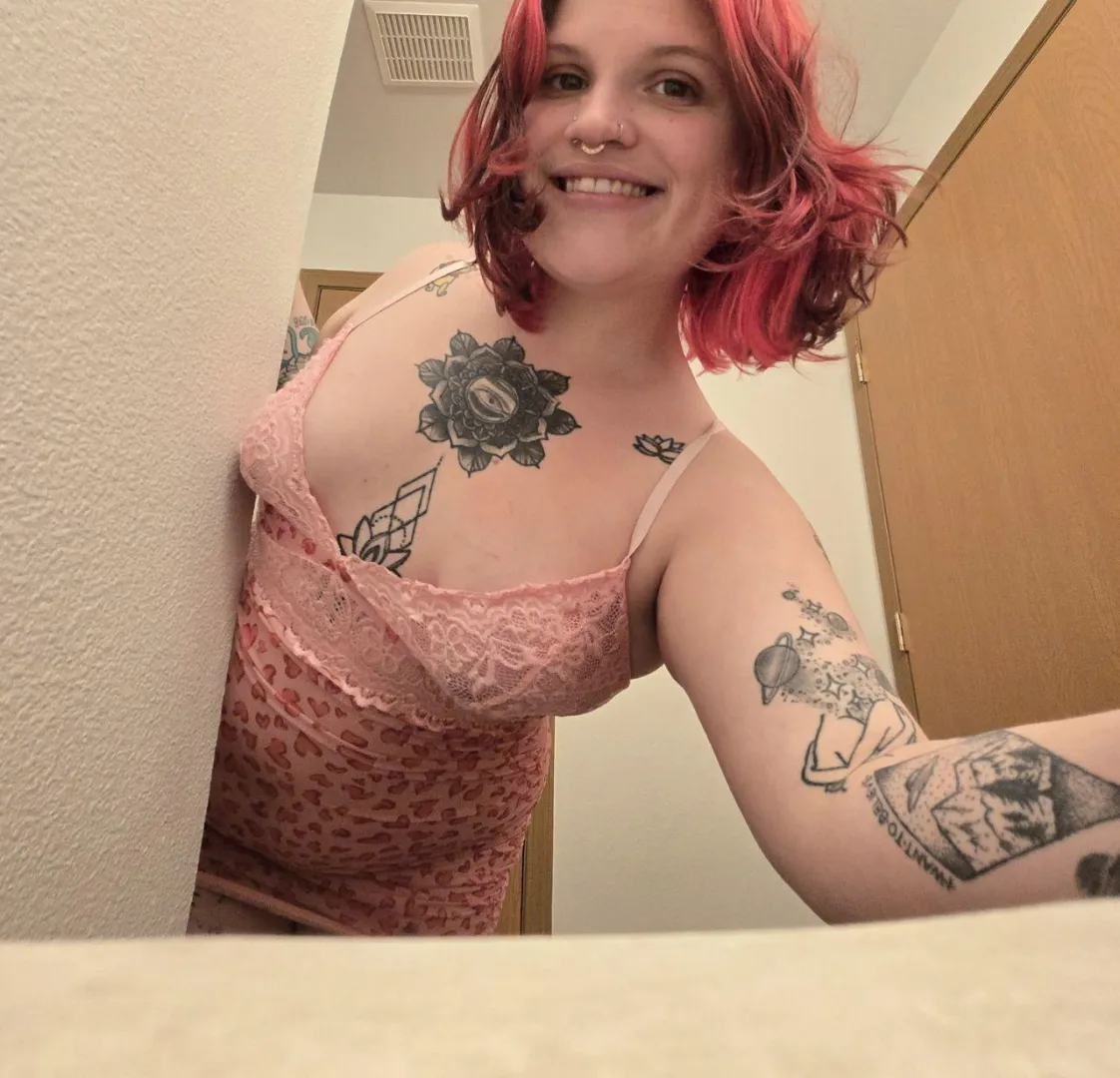 Inked curves made for midnight posted by cannakweeen