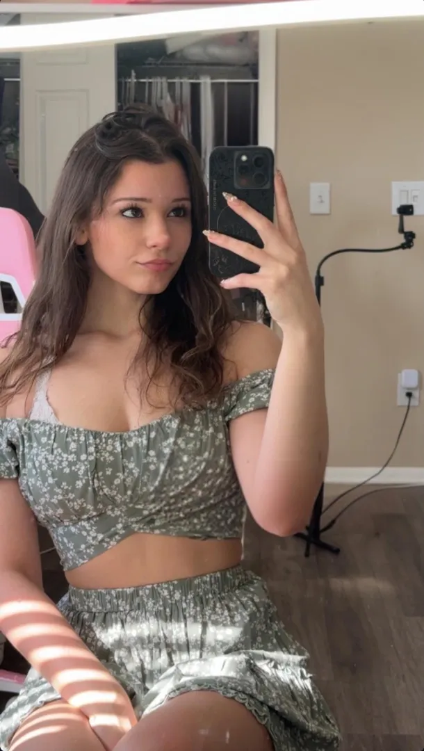 Insta story (17 MAR) posted by GTR-17