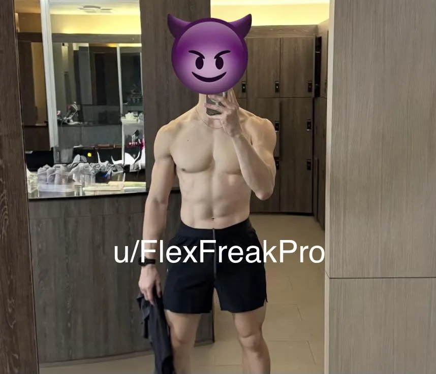 Into M2M and MFM. 29, 5’8 tall. Into M2M. Goodlooking, educated, fit and discreet guy here. posted by FlexFreakPro