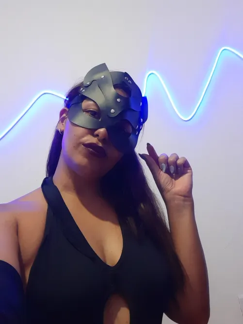 Is it true that men with small penises ejaculate prematurely? by Micasol_queen