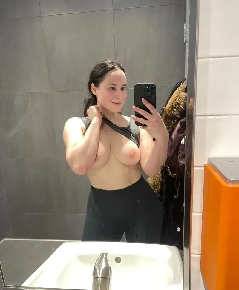 Is looking at my tummy a turn on or turn off while I ride it? posted by GlowLush5