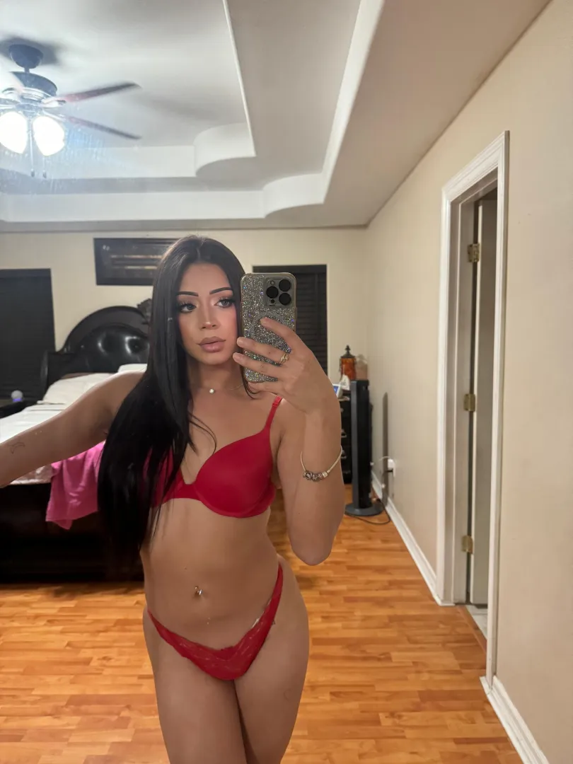 is my body looking good enough? posted by taylortsgirl