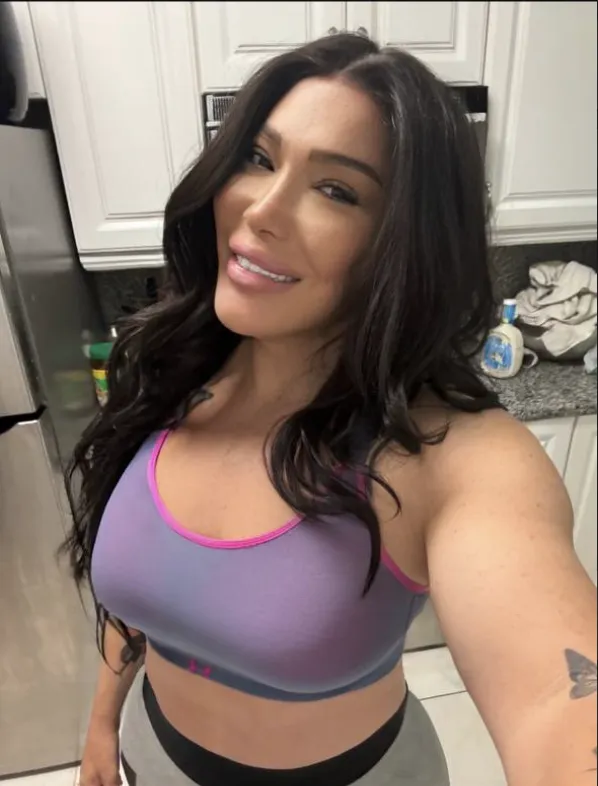 is my body perfect for your fantasies? posted by annatransxo