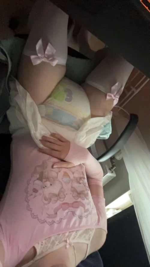 is my outfit cute? :3 by femboylucas