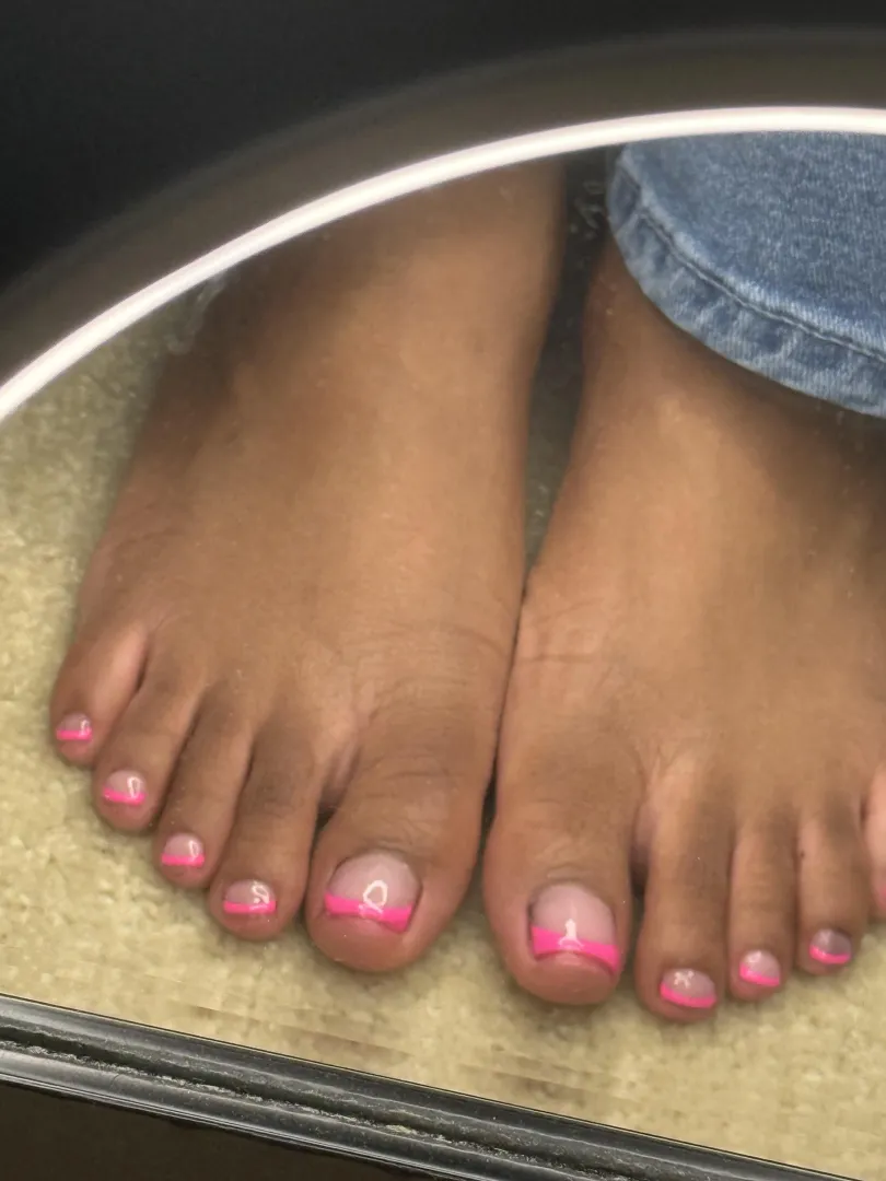 Is Pink French ok ? posted by Fit-Cloud1505