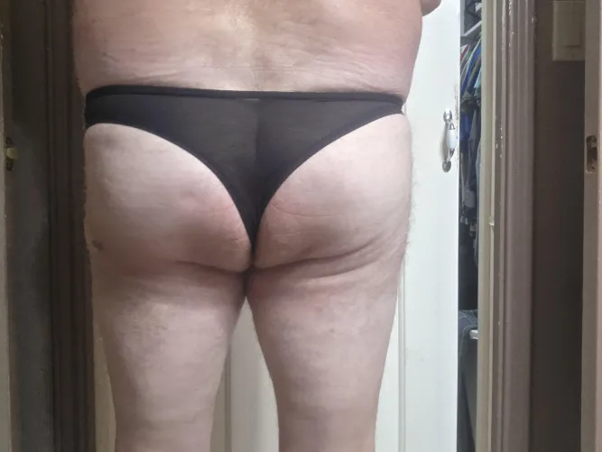 Is sheer black a good color for Saturdays by fireanwater