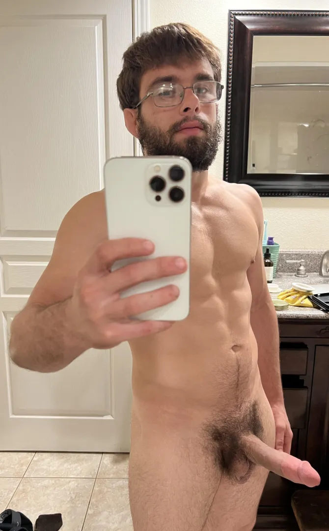 Is the beard weird ladies posted by saucysancho9