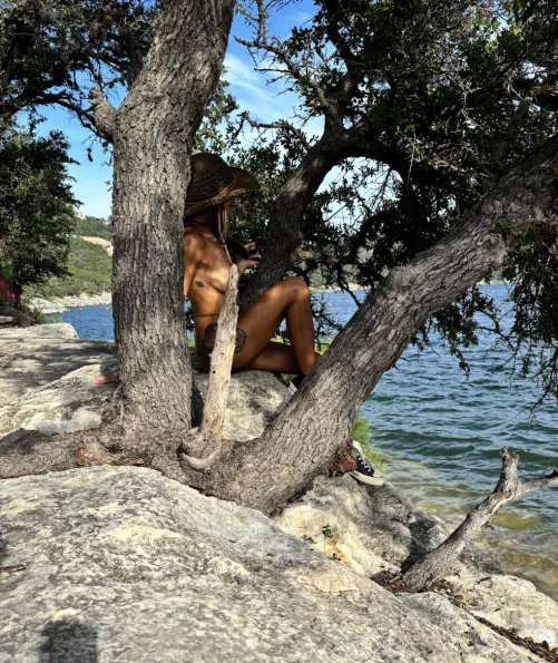 Is this piece of wood too much in the picture? by SunKissed_badie