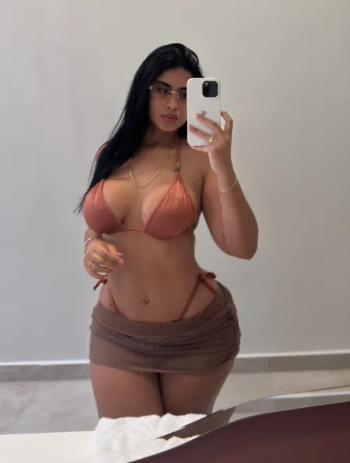 Is this thick and curvy enough for you Papi by UrPumpkinPie69