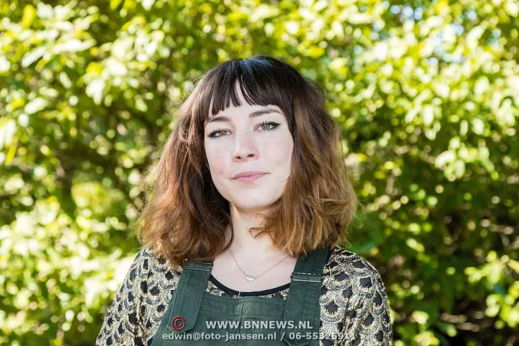 Isis Mihrimah Cabolet by sexyDutchActresses1