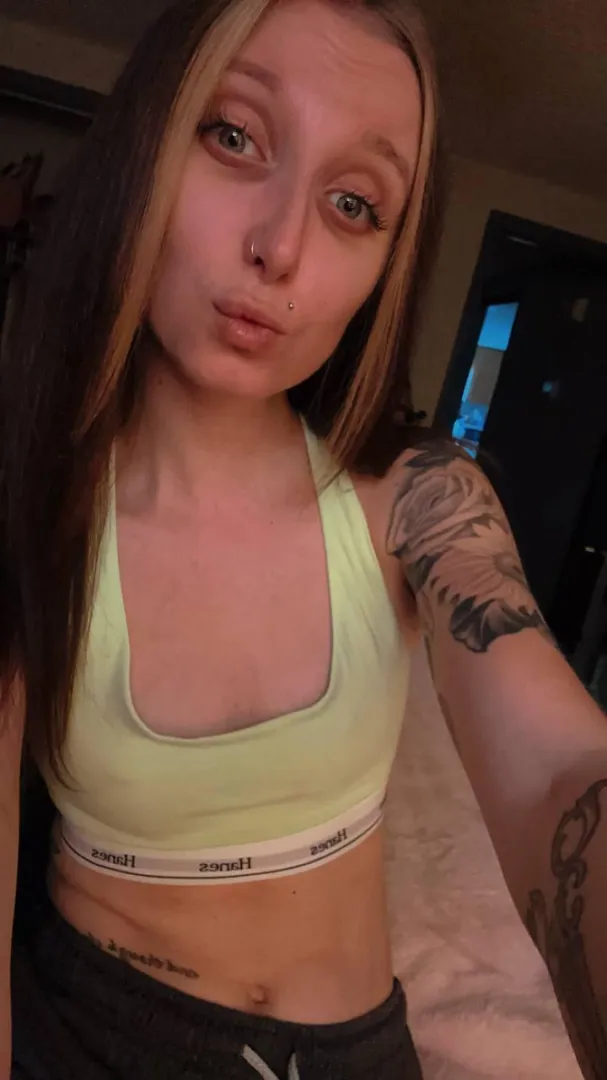 Isn't natural beauty the best? posted by briaronlyxo