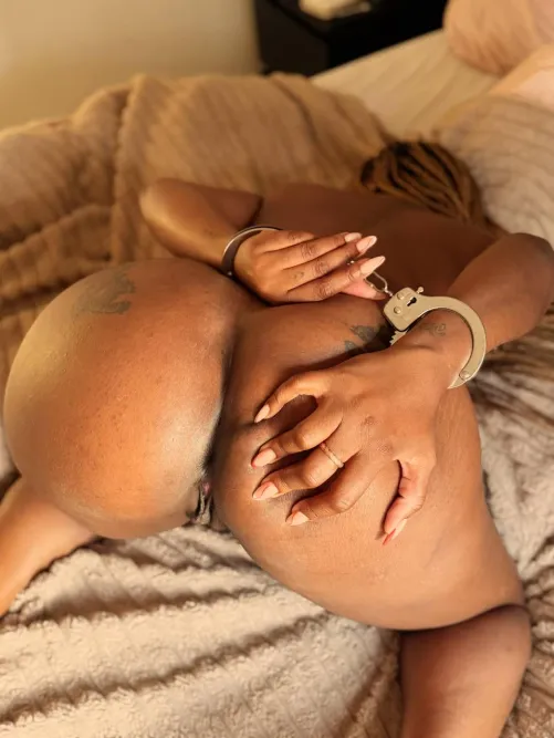 It feels so good when it hurts to bad by sweet__venus