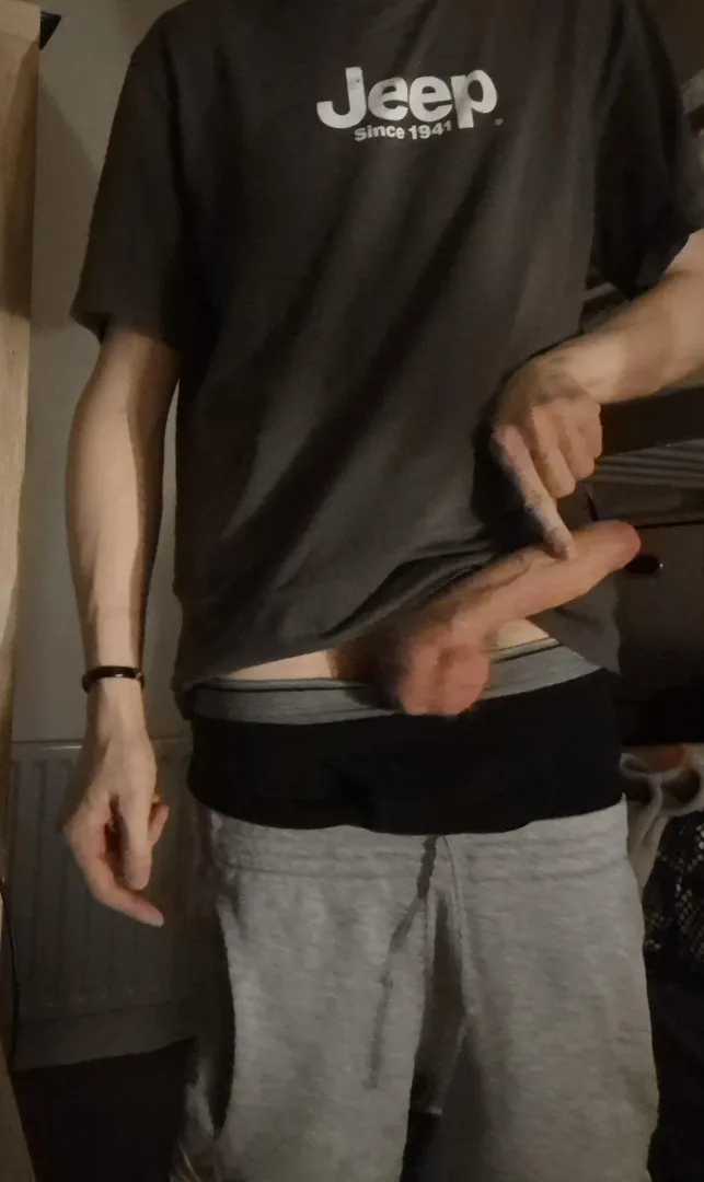 It goes past my hip posted by Immediate_Spend3459