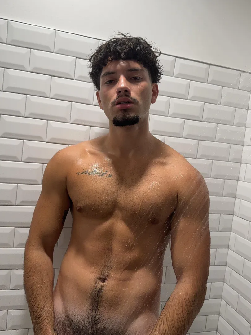 It leads to the pot of gold posted by champvgnetears