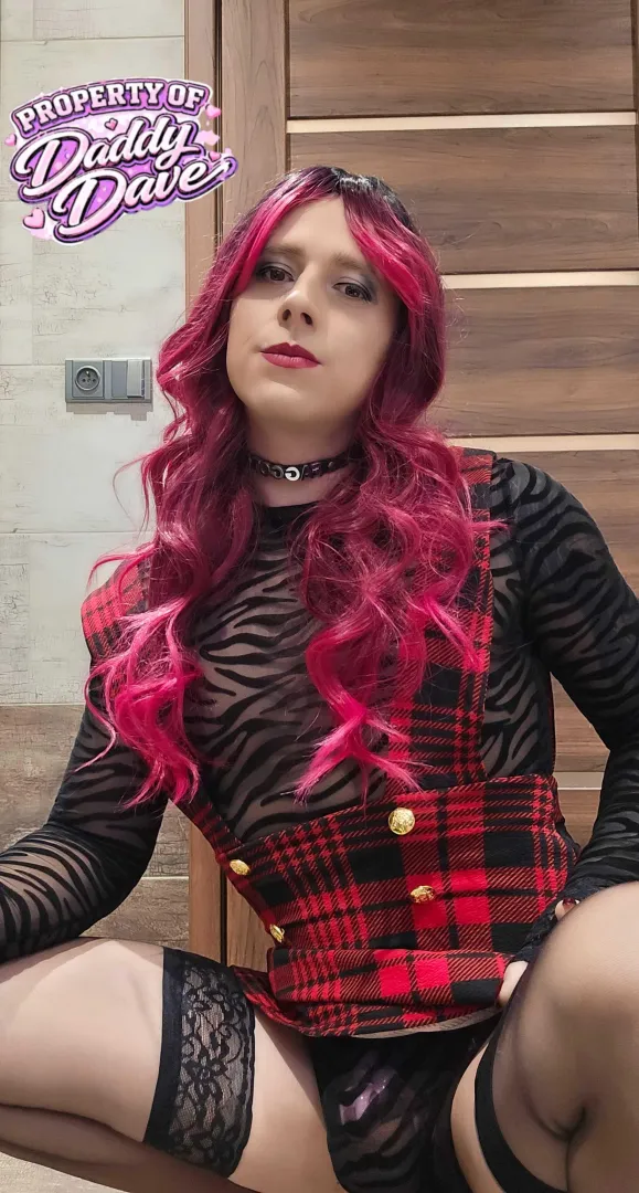 It took a while but I waited very patiently for this. Poor innocent Ceska to fall into my trap  now this beautiful scene belongs to me and the Harem. She's going to make it perfect sissy slave posted by D-Dave_