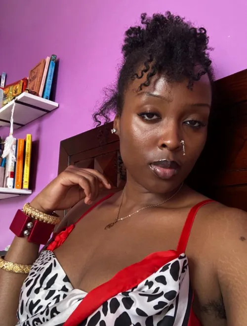 it’s 7am. your testosterone is high and you need to drain your wallet. you came to the right Goddess by East-Conclusion3415