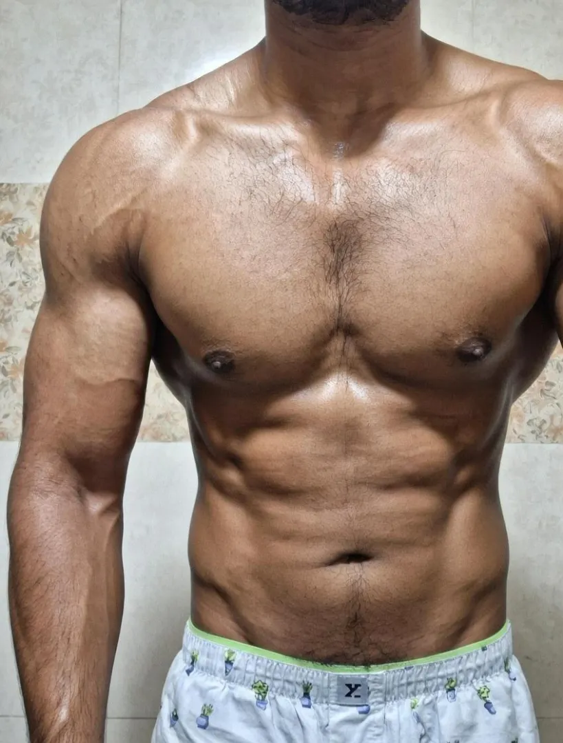 It's a selfie, I just used the phone timer posted by Correct_Taro3913