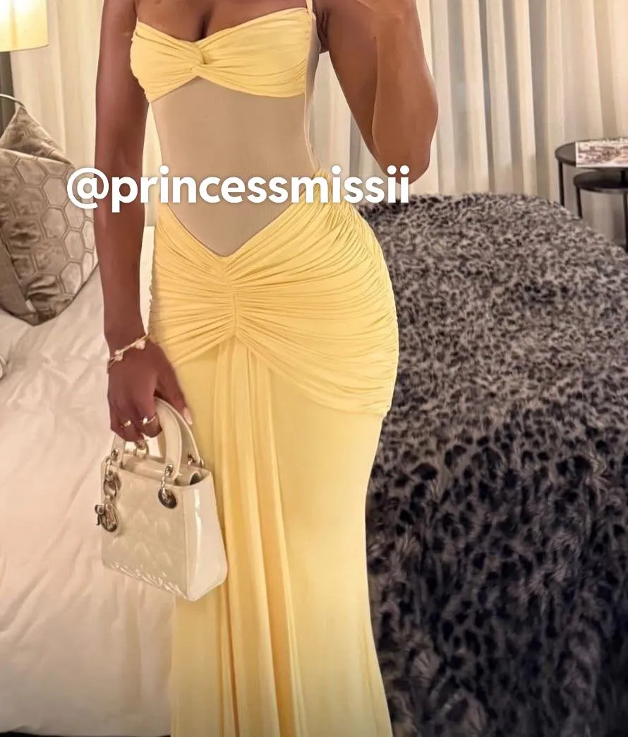 it’s BHM so why is my money still in your account pup ☹️come get a taste of what it’s like to be weak for me  posted by yourprincessmissii