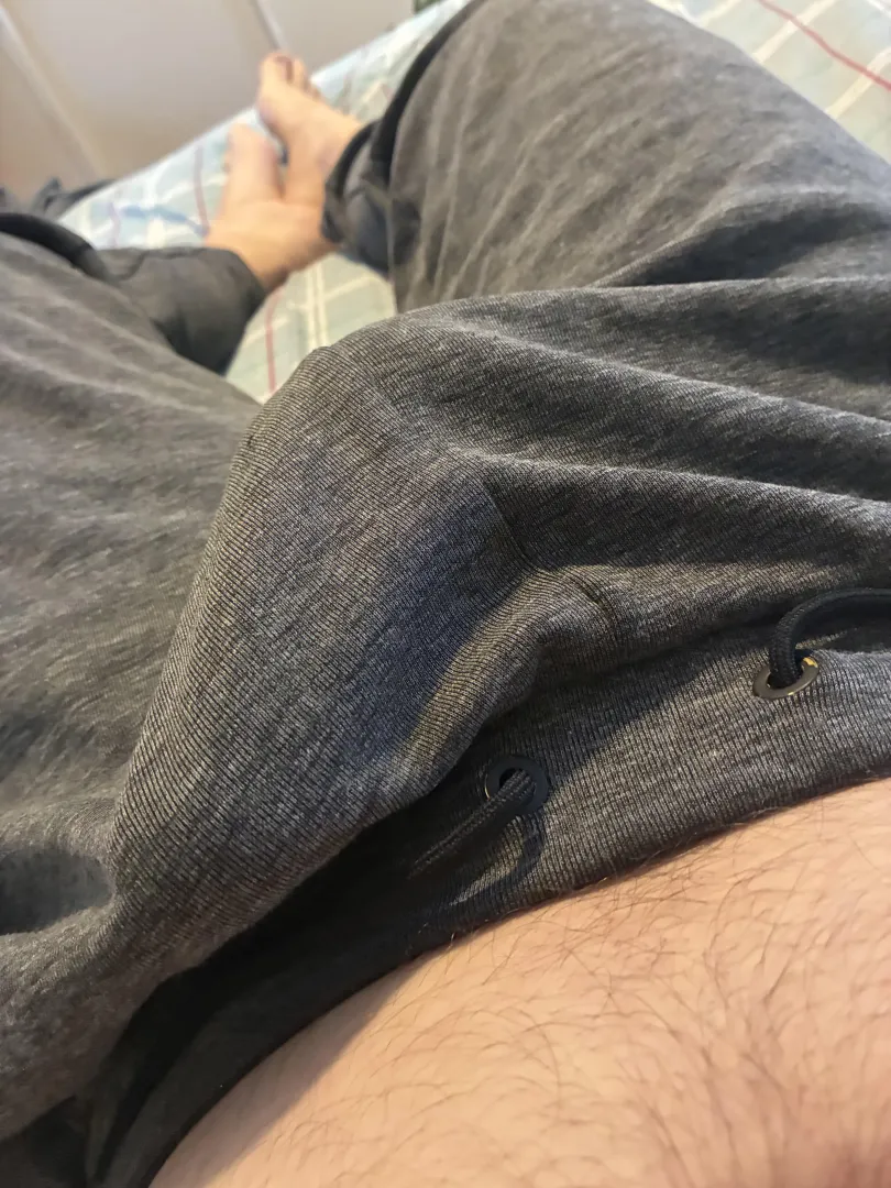 It’s cold out. I guess I’ll keep it inside today. posted by Ro0ster3d