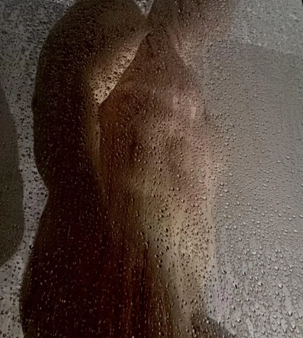 It’s getting hot in here posted by Dont_Skip_Leg_Day