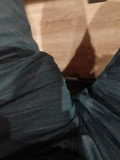 It's hard to work today by Slaypopp