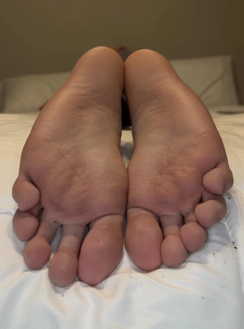 It’s Hump Day. Come hump these soles.  posted by younguyfeett