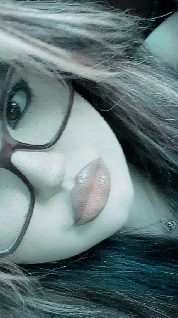 it’s my 21st bday posted by Visual_Employ_5212