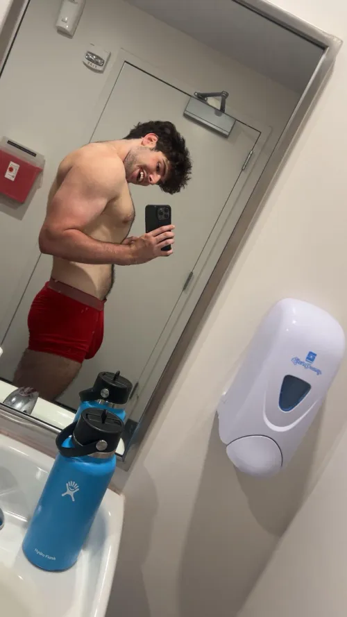 It’s my 21st birthday this weekend. Who sending me an early gift? DMs now boys by Unhappy-Egg9809