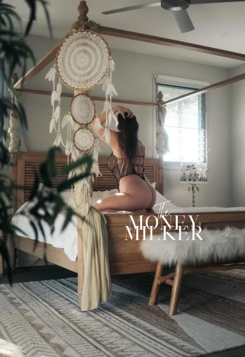 It’s my Birthday ❤️ If you’ve been fighting the relapse. Today is the day you can finally give up. You’ve already lost. by themoneymilker