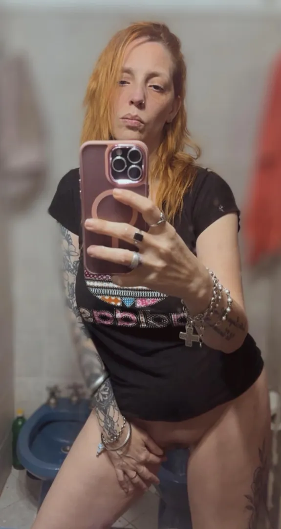 It's obvious you like what you see  posted by la_dame15