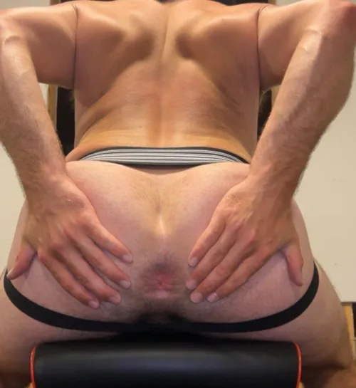 Its pink by bttmjock_DL