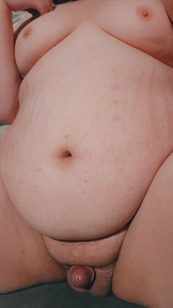 Its that type of season when you need a pale thicc chick with a dick. Keeping boys warm this winter is my calling  posted by Dreamz2077