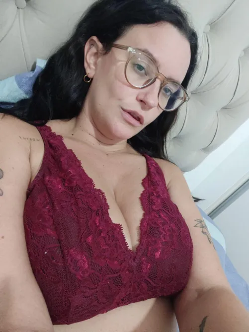 It's time to go to bed  by sweetpauxx