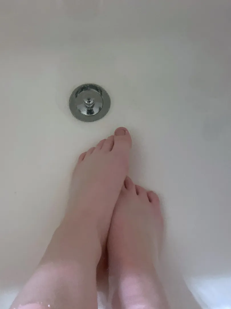 it’s toasty in here  posted by Hot-Economics7847