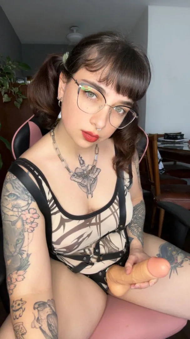 Its too easy to get what I want posted by queenscorpiaa