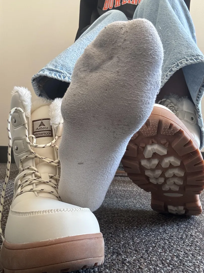 i’ve been walking around all day in the snow! it’s cold outside but inside my feet are hot, sweaty, and stink… do you want a sniff of princess cami’s socks? posted by brattycami