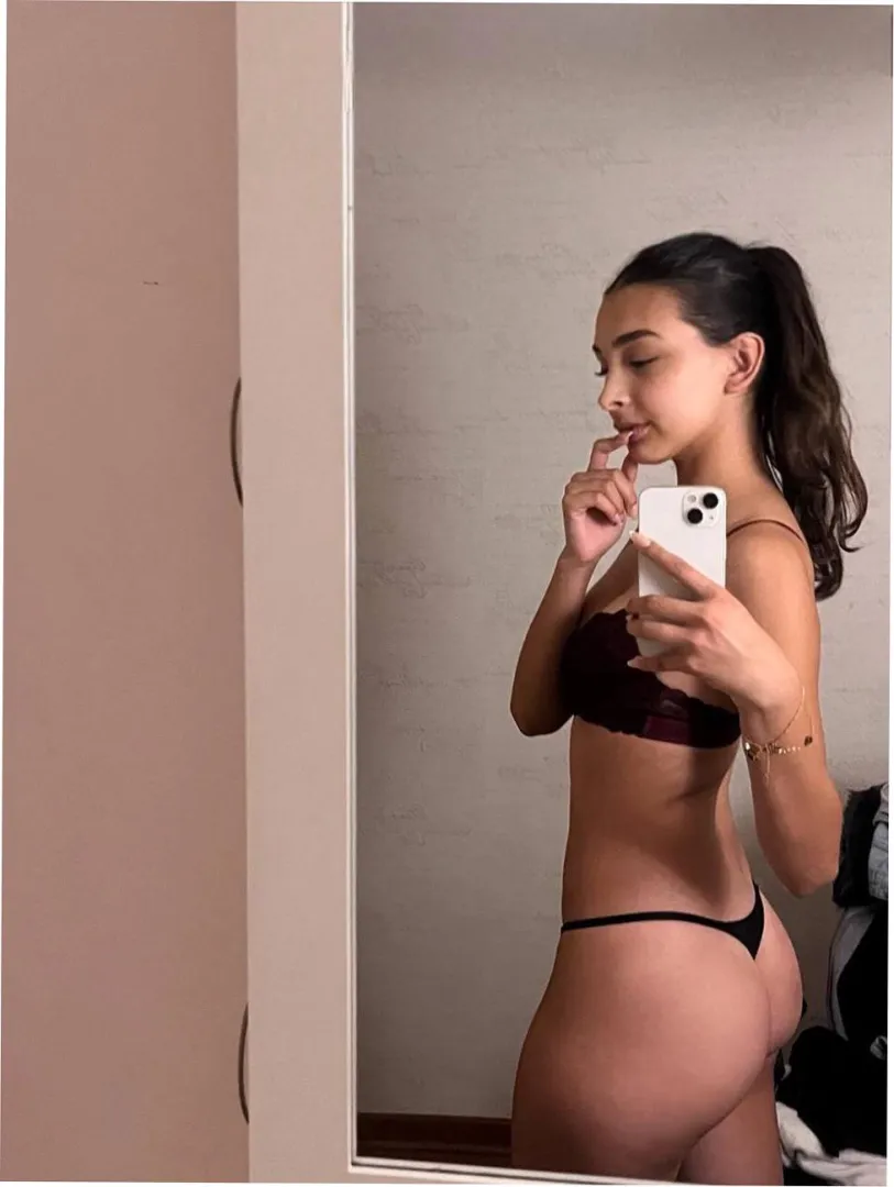 i’ve never sent something like this before (18f) posted by SoftDreamette