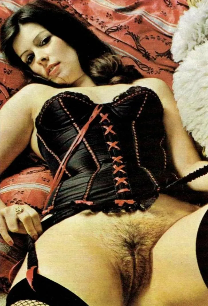 Jacci Lowes posted by UncleSquiffy