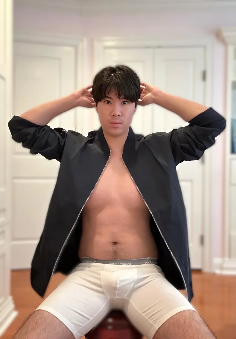 Jacket on or off?  posted by Slvttyotter