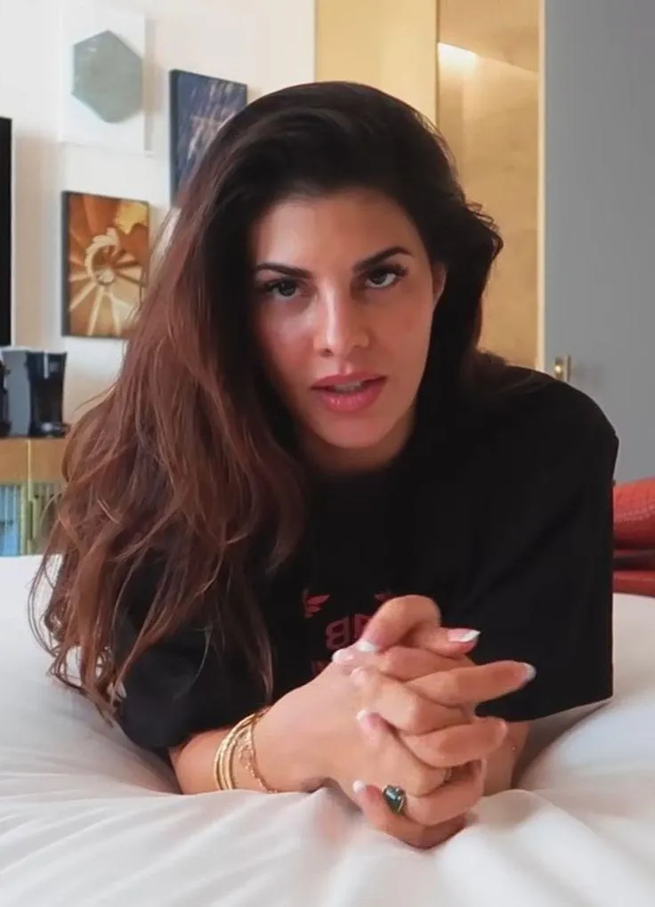 Jacqueline posted by 16ank