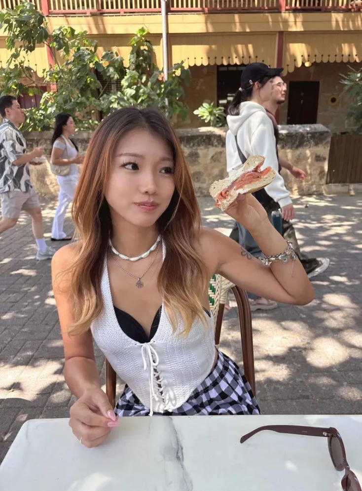 Japanese Cutie posted by PsychologicalCharge4