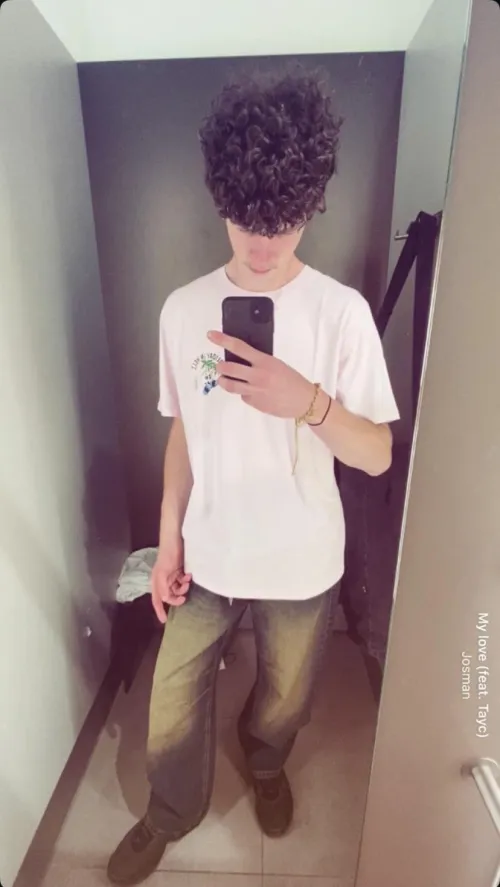 Je cherche à me mettre en couple pour transitionner en femme trans est que mon homme me soutienne émotionnel comme physiquement by Straight_Algae7560