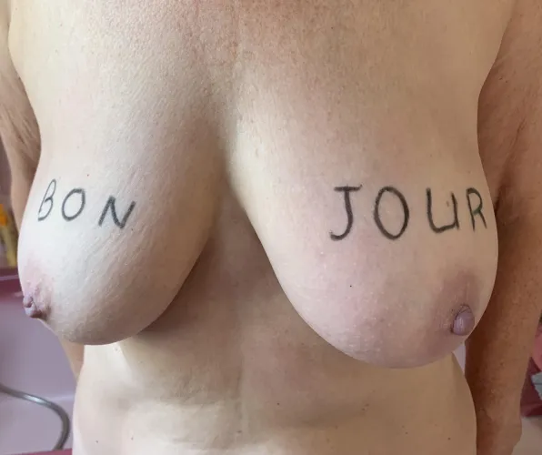 Je vous souhaite une bonne journée  by asuncarrera