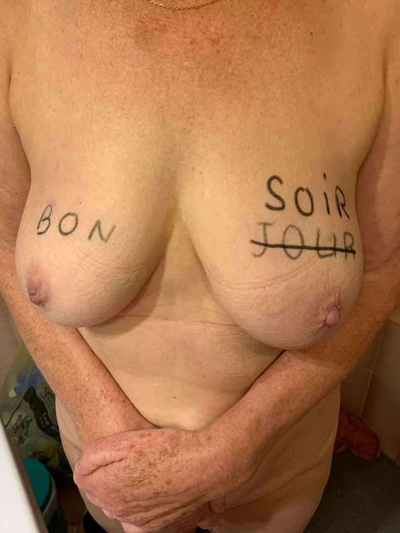 Je vous souhaite une bonne soirée  posted by asuncarrera