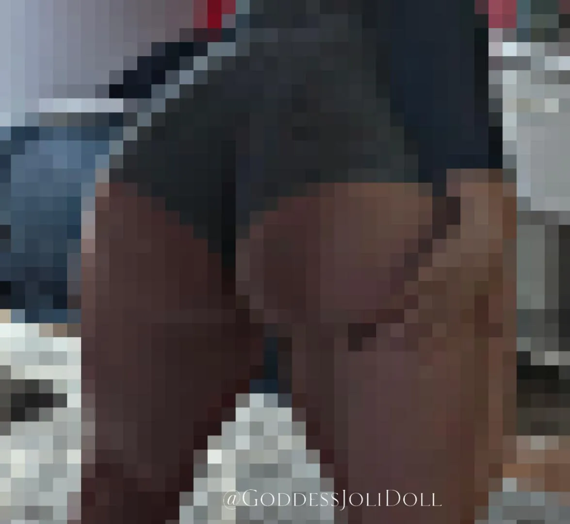 Jeans short are sexy posted by _-JoliDoll-_