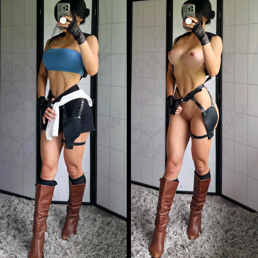 Jill Valentine on/off cosplay (PeachyAznGirly) posted by PeachyAznGirly