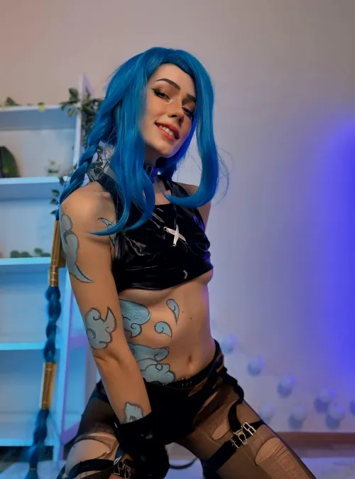 Jinx's not crazy... she just have a very specific vision for how this night should go [F] by moonrose14