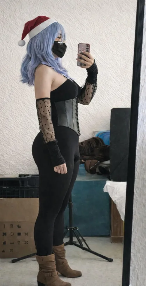 Juega o no juega???? by Inevitable-Crazy-589